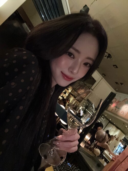 250925 YUNA Instagram Update documents 849722d746b36b01b