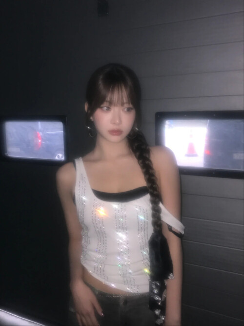 251005 EUNCHAE Instagram Update documents 64bc370ae1cb315e1