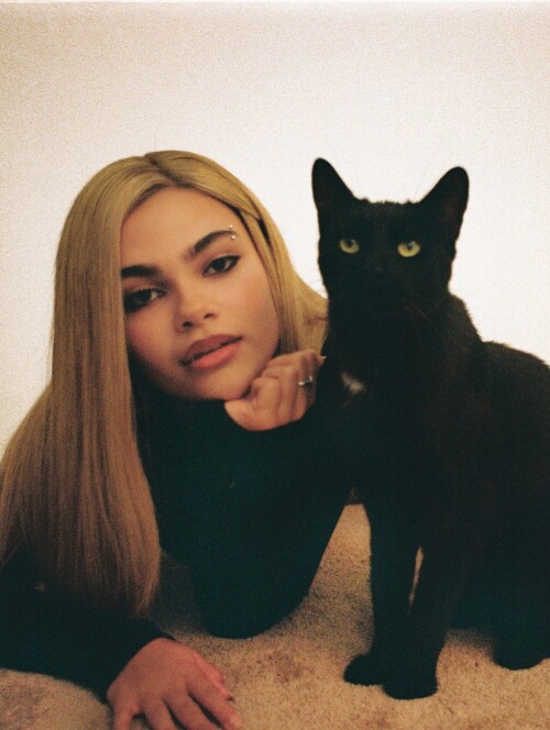 251008 revolve 56036029017d6625dde1e07e1