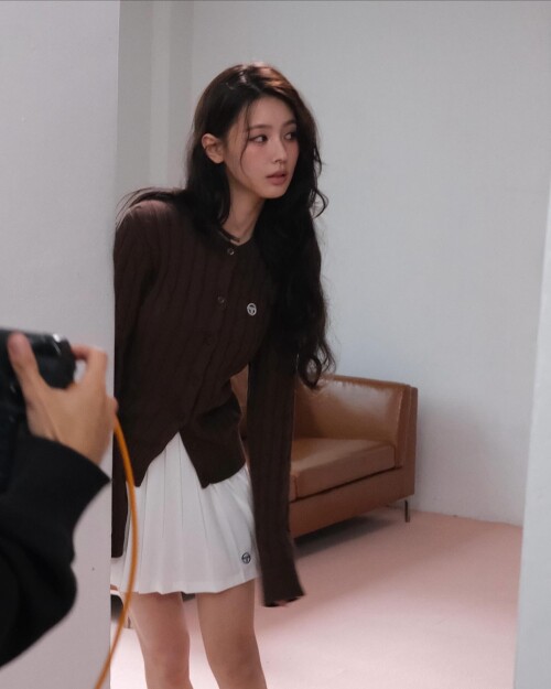 251017 MIYEON Instagram Update documents 6e536ed8e76d06e10