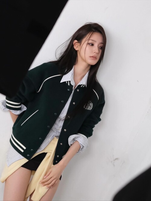 251018 MIYEON Instagram Update documents 59bef821ec255aaee