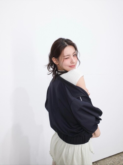 251018 MIYEON Instagram Update documents 66b0907204da005a7