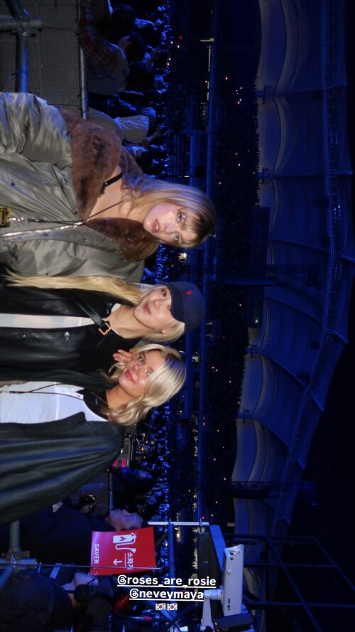 251021 Izzy Richmond Instagram Story Update with ROSE documents 17f2476d327b6743c