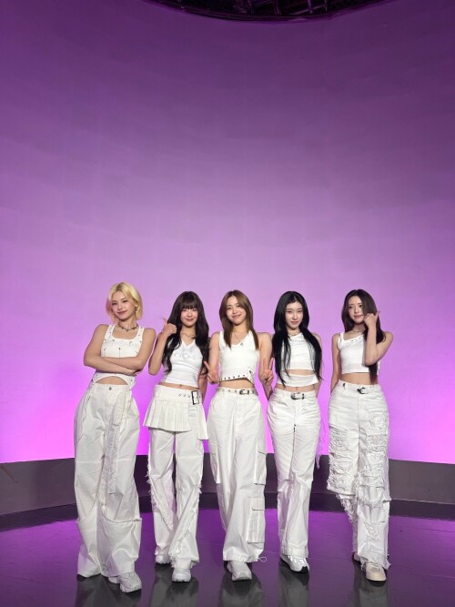 251021-TV-Tokyo-Twitter-Update-with-ITZY-documents-1d9c955606cbea58f.jpeg