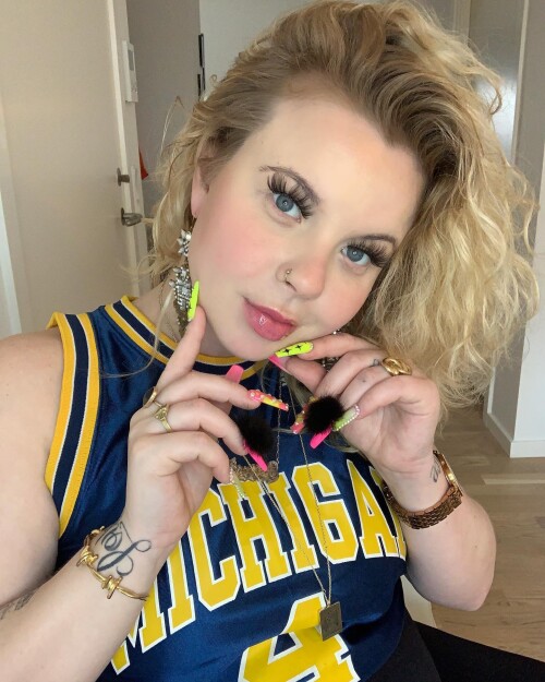 2515038811422914172 571927376937809d040bd8c307