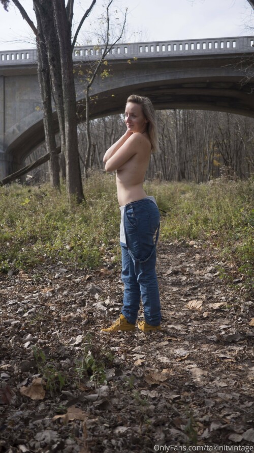 2592x4608 ca3e2dc538fde724434149dc01428eef 1696483