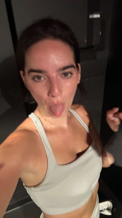 259a19e3 natalinanoel 2025 08 13 19 47 42e491b6d58dcecbc6