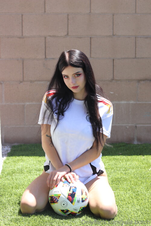 2656x3984 4d8311f3c08ec422a6417392f6b7c7f855f4c0ee5e4cd378