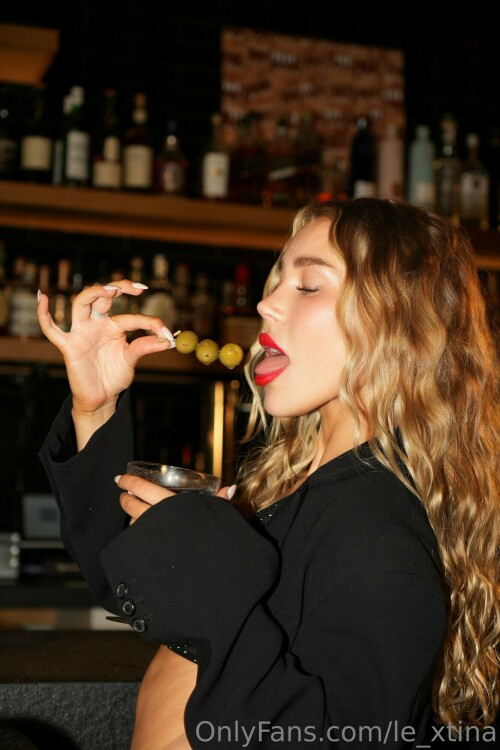 2667x4000 750f3cdc49c7ef2bd8200bef4977494c