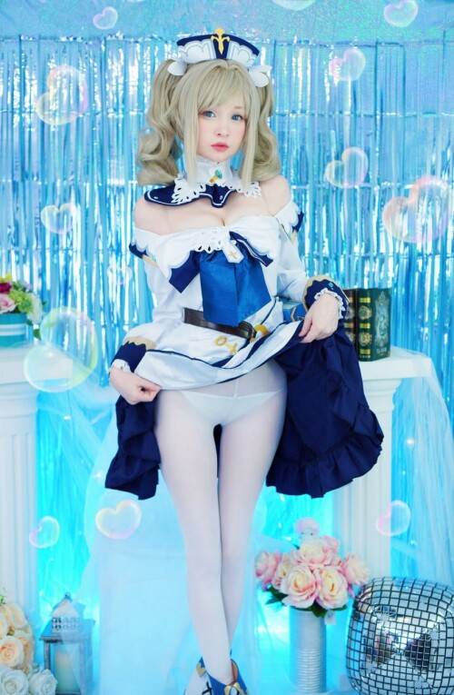 267A8EFD 8BEB 4770 A211 8653CFE7A8E0