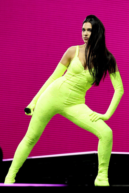 268074829 1375656973