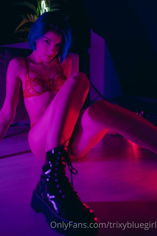 2730x4096 11760f0e009e80b84267c2ed21475700