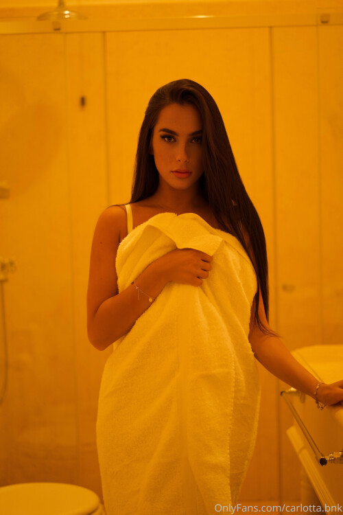 2730x4096 f1edb66aca20607ea46ba44e12121e840bdcf9a9b97748c6