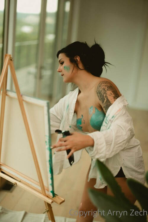 2732x4096 663388522fa684b580ea936141b09f31