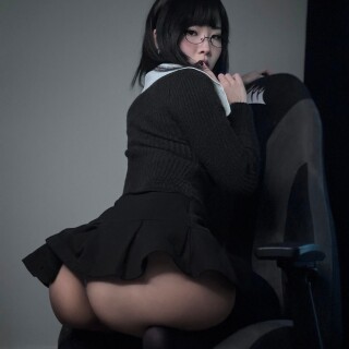 2738cc1744fe7f6e2e9a4484e6a3760569