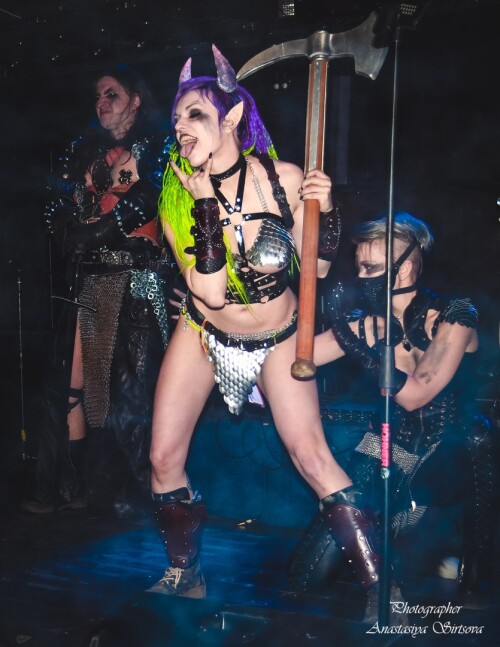 273 qgIv3dl8wh444058347de9c8398