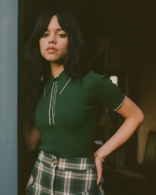 2746973f 3710 4975 b47b fbd427289fe3 pm nylon jennaortega 2 Copy9b8f559923e4151c