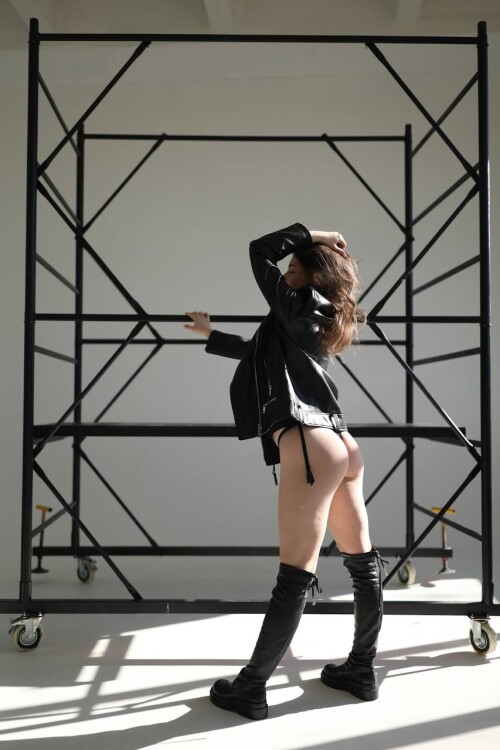 278fadf0 2492 470f 8765 892e873fe4100753720630e9437a