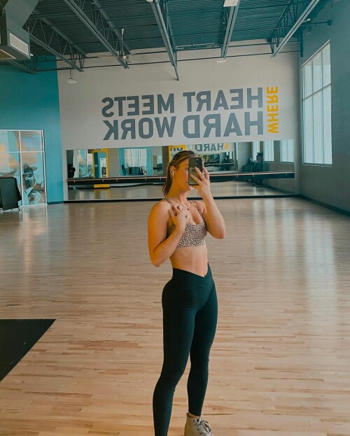 2791920268625646695 2791920262636150880