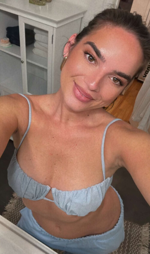 27BA936D 1FD6 4E68 86C0 19F01D17131Dc79b058e6cd9b262