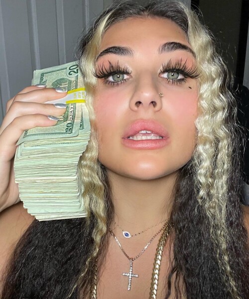 2817959603335767043 49056495058de93aee207f22