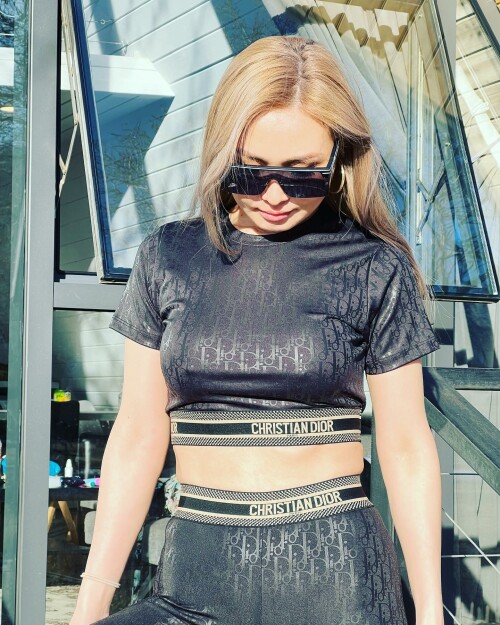 2824624443480175523 24644915018