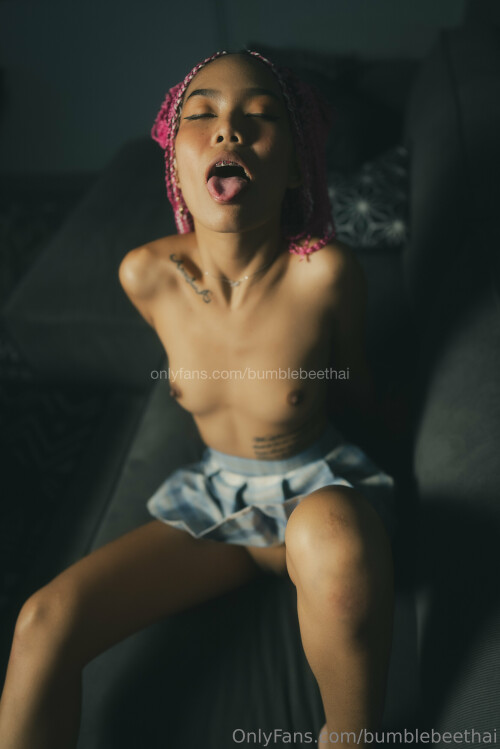 2832x4240 25a1dbdd3c773fd5c7b9258d6b0e79a72948a63dc42d4798