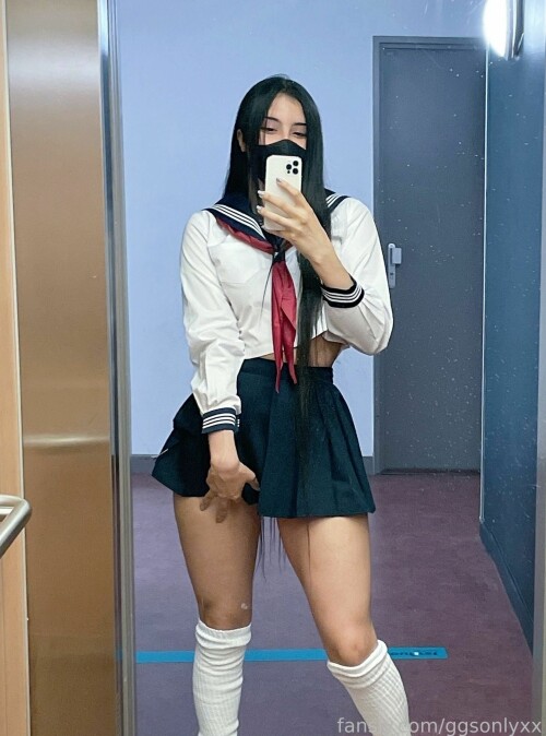 285800092680593408 Q9Vouhp0