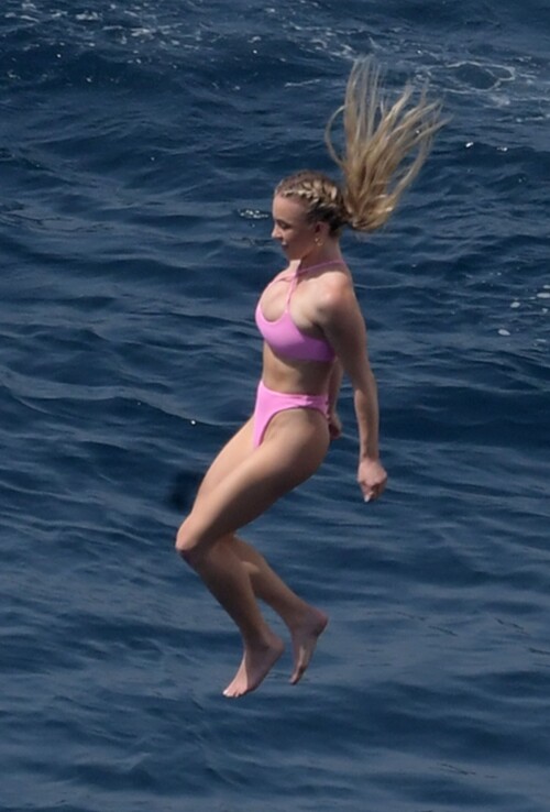 28595230ca662835ba4814f6