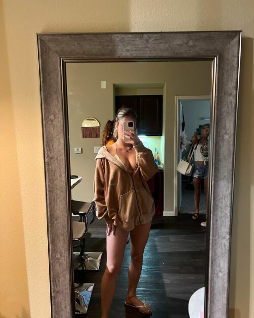 2862040508798756606 2862040504042379100