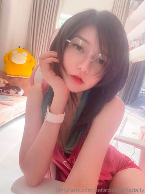 2879x3838 f6ce014fb7f5954a83f88e460a826fb31ea8ec267bf7e25d