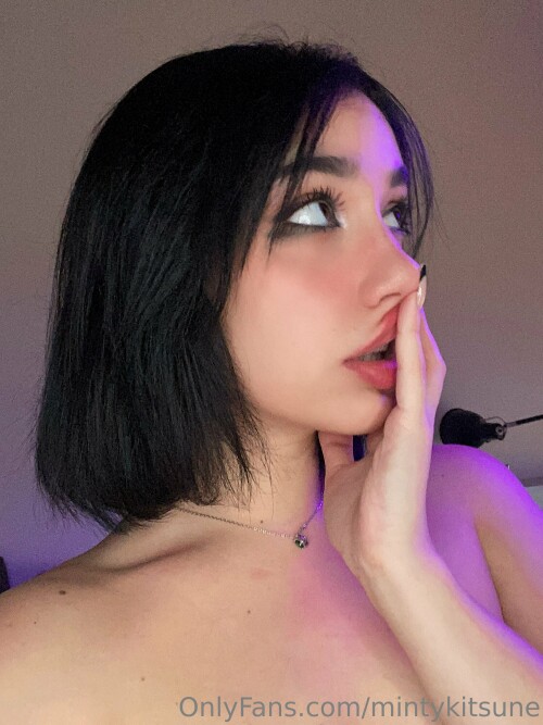 2880x3840 c82068e3d80af64b712c64b1fef33a54