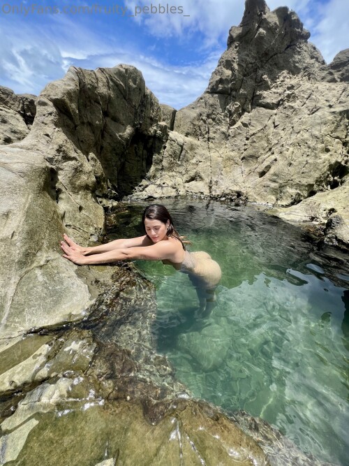 2880x3840 f466e838d96c31ee44da50f43cfd902ff019f9b3afbda8a3