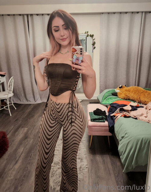 2885x3683 c840255ee3856e491eb507089442921d