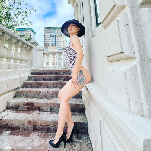 2895837196580266154 24644915018