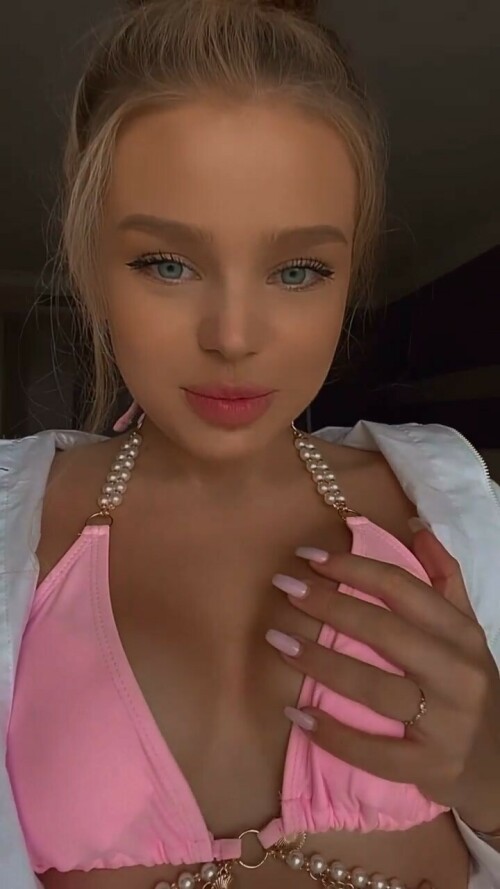 28DC5DD3 61B1 4CB6 850D BAADD33D70E8