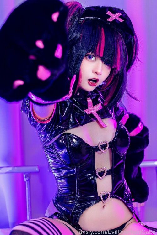 29 shell beat you up then heal you its juri nurse i didnt really1797a98cada2c188