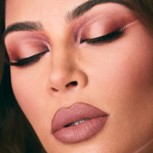 290894474 kim kardashian greg swales p 0021