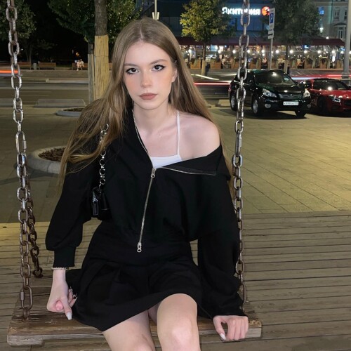 2912094412453648229 291209440962663961909550d2c796d8422