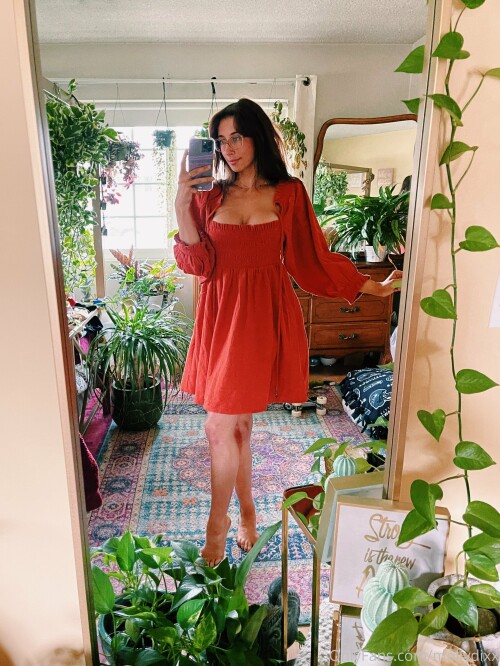 2921x3892 bcd72fa4ec974f0e1b8fc66a7c4f7286