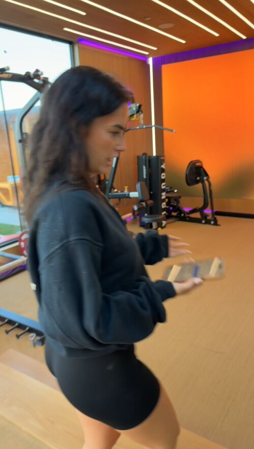 292268e4 daviddobrik 2025 10 04 18 18 4920fae00ecc0467472