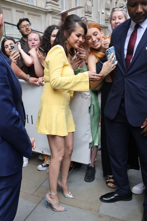 294267520 1408251994