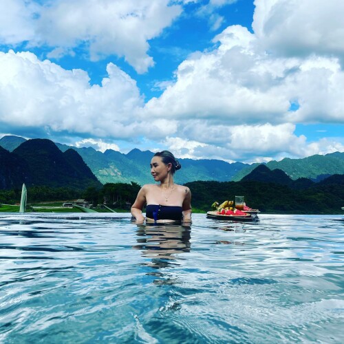 2966709351785694608 24644915018