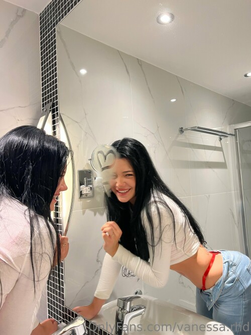 2996x3997 af4929a0e6ac95cf7fe3e654273e57bb