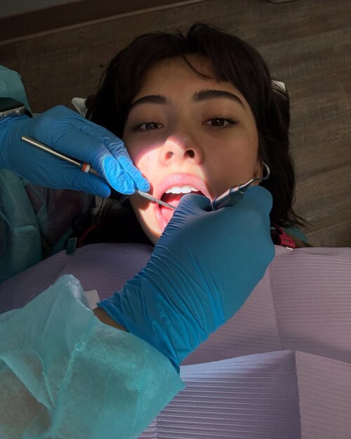 29E9AB12-B5BD-49B8-B5F7-6C2CE0BEABE5ee9cf4629fd1b544