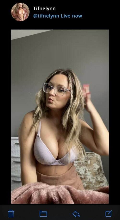 2AE7FDD1 7173 4BE5 8A20 EFA8B470E10B