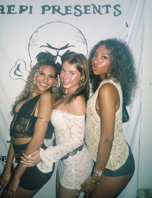 2AXCNP4 kx69768e40b7e956c8