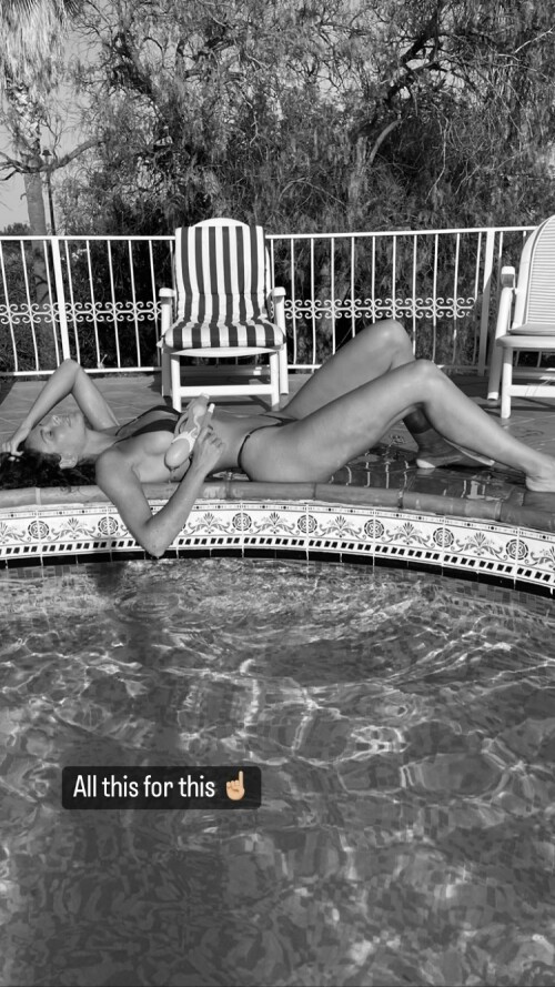 2B1E89F6 A272 4A07 B848 73182D804996