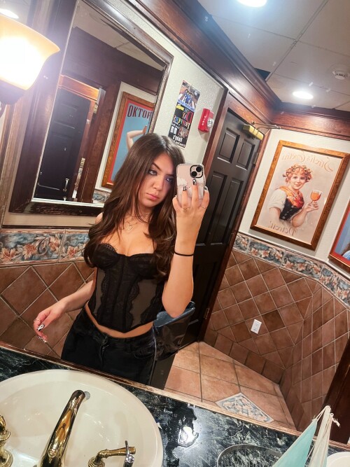 2B6B07E1 740F 4B8A 93AB 02C65E04FD84