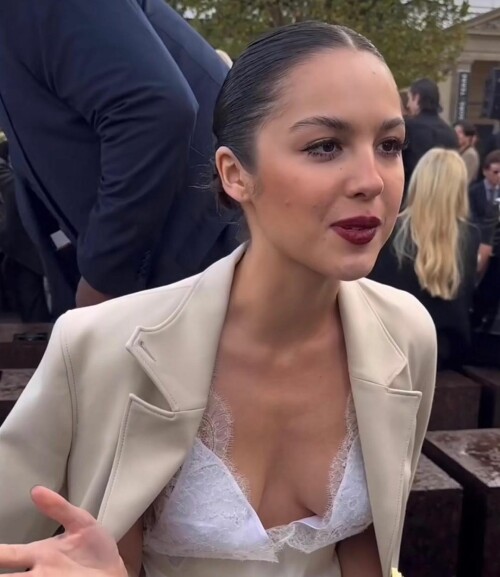 2B8622D5 6747 4910 A7F2 FDB10BC47AE6